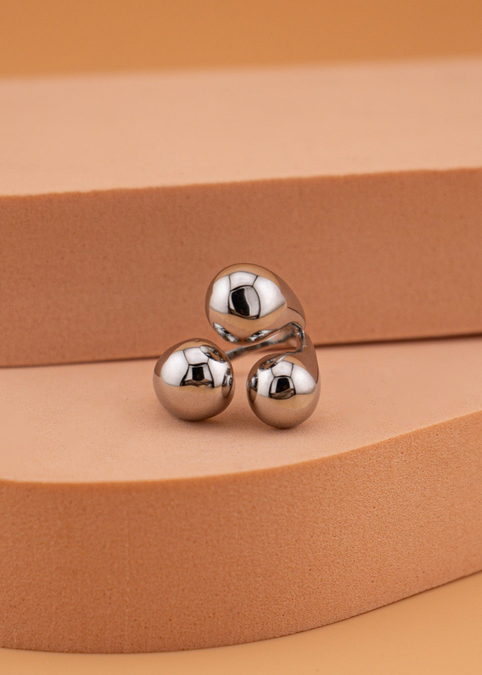 ANELLO ATTRAZIONE