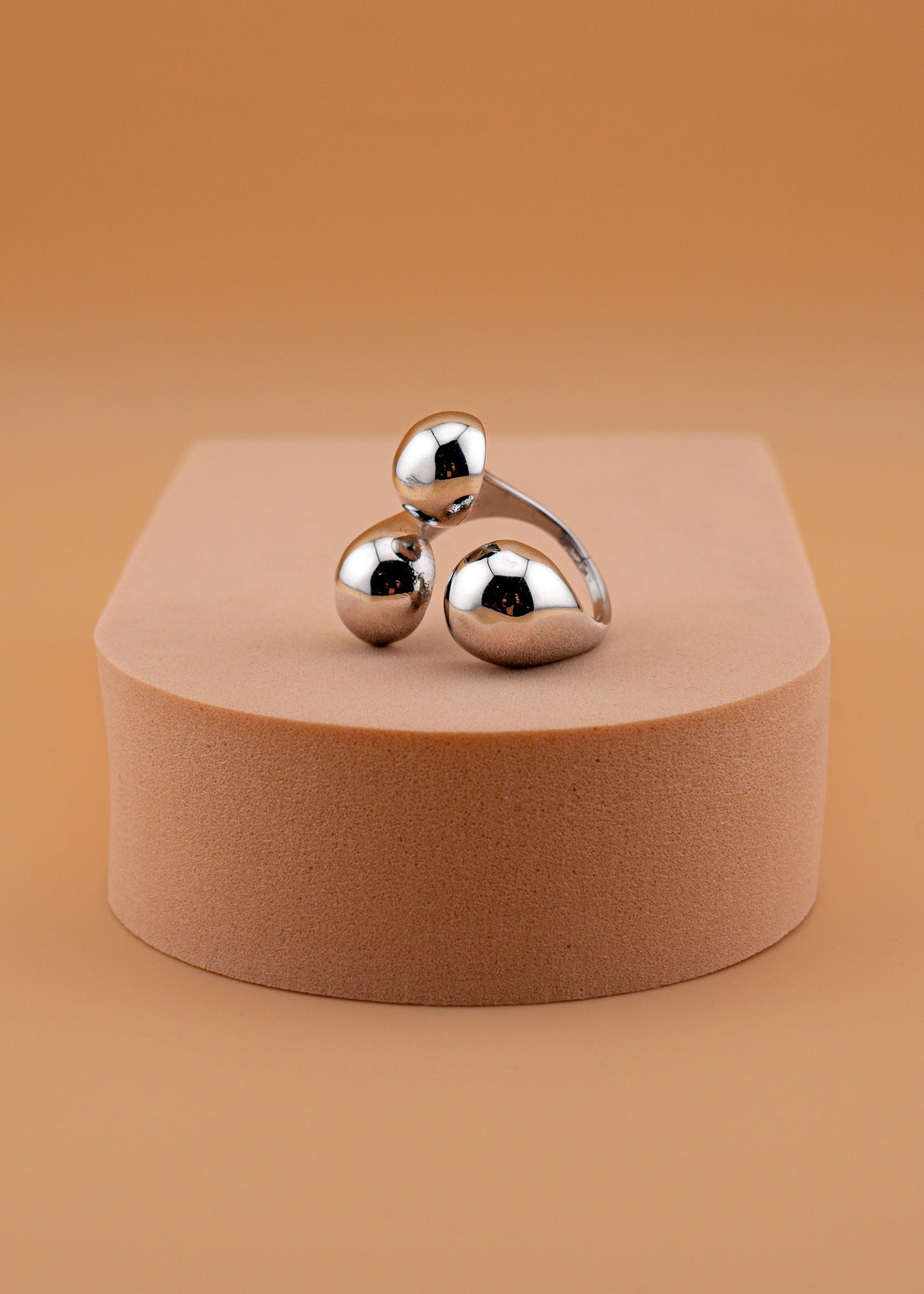 ANELLO ATTRAZIONE