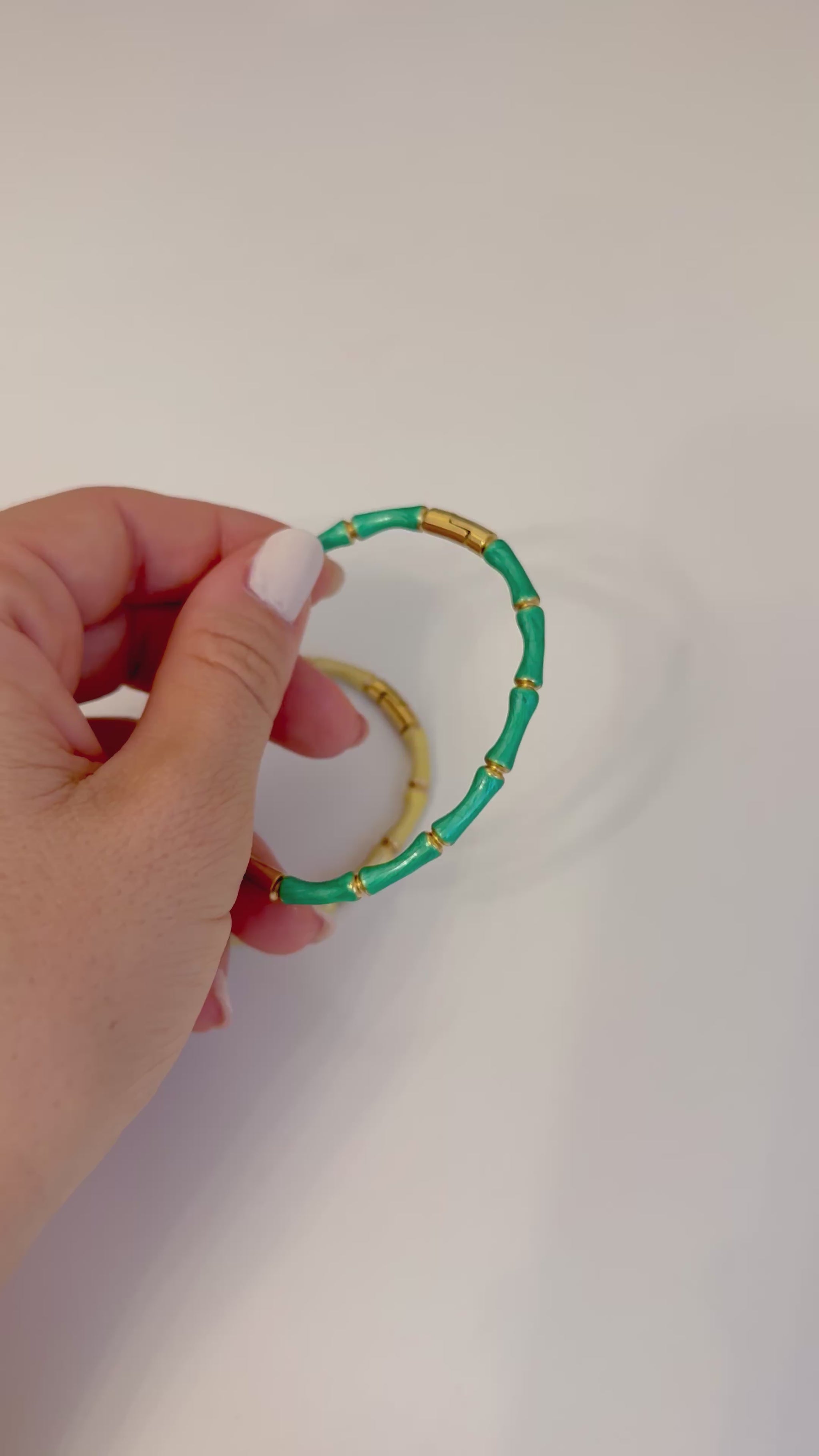 Bracciale minimal waterproof in acciaio inox con elementi colorati